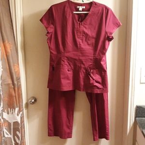 Women's Scrub Set